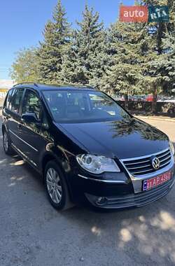 Минивэн Volkswagen Touran 2007 в Вознесенске