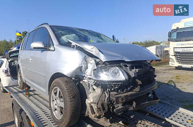 Мінівен Volkswagen Touran 2005 в Мирополі