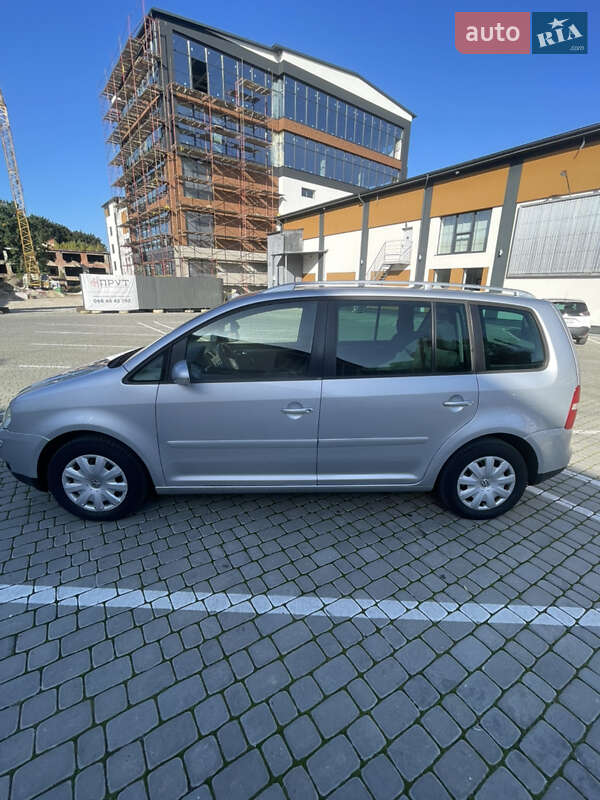 Мінівен Volkswagen Touran 2004 в Коломиї фото 3 Мінівен Volkswagen Touran 2004 в Коломиї