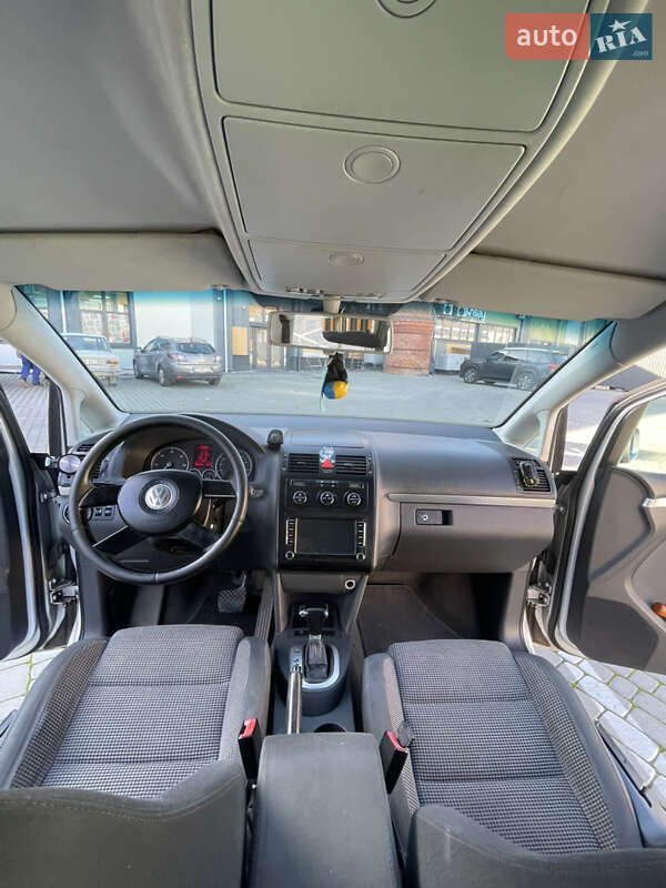 Мінівен Volkswagen Touran 2004 в Коломиї фото 14 Мінівен Volkswagen Touran 2004 в Коломиї