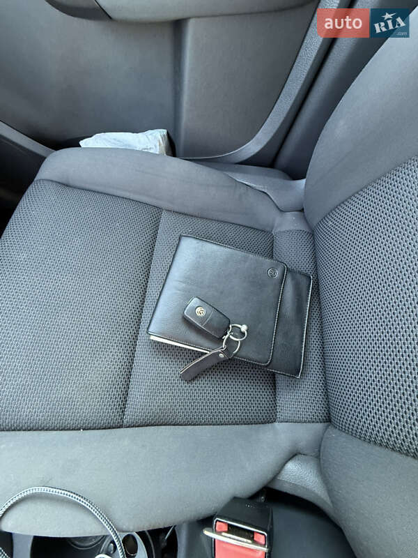 Минивэн Volkswagen Touran 2014 в Виннице фото 14 Минивэн Volkswagen Touran 2014 в Виннице