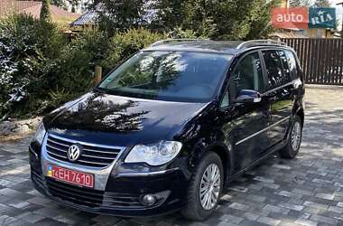 Мінівен Volkswagen Touran 2010 в Вознесенську