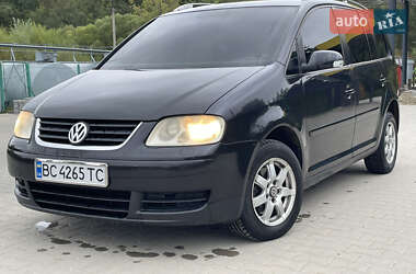 Минивэн Volkswagen Touran 2004 в Турке