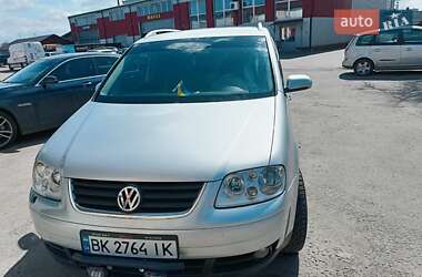 Минивэн Volkswagen Touran 2007 в Ровно
