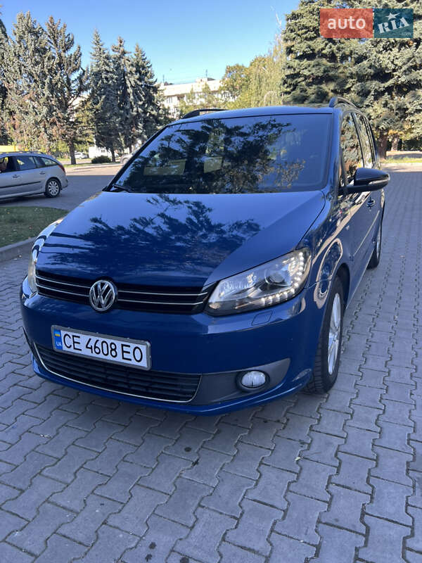 Volkswagen Touran 2012
