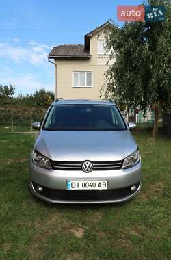 Минивэн Volkswagen Touran 2015 в Калуше