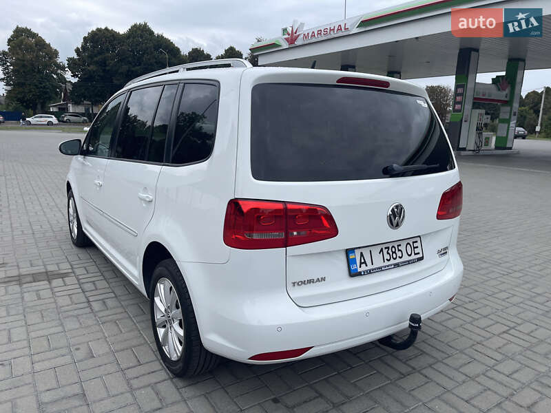 Минивэн Volkswagen Touran 2015 в Житомире