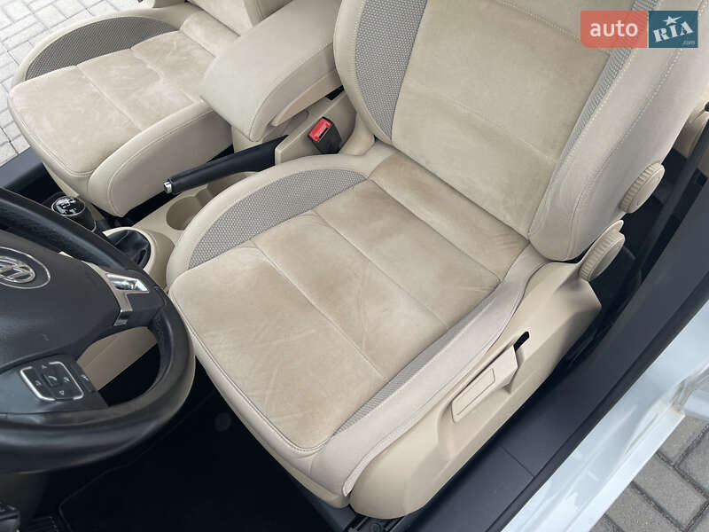 Минивэн Volkswagen Touran 2015 в Житомире