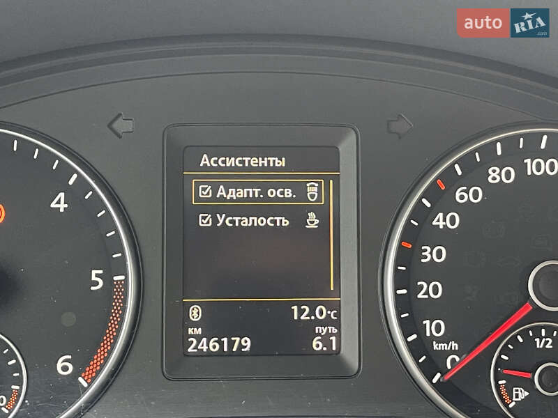 Минивэн Volkswagen Touran 2015 в Житомире
