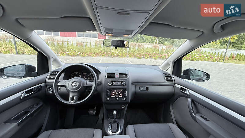 Минивэн Volkswagen Touran 2011 в Луцке фото 12 Минивэн Volkswagen Touran 2011 в Луцке