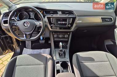 Микровэн Volkswagen Touran 2017 в Бродах