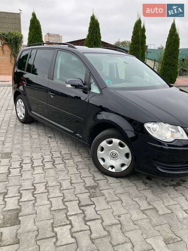 Минивэн Volkswagen Touran 2007 в Виннице