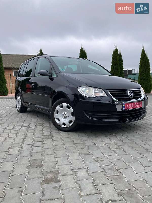 Минивэн Volkswagen Touran 2007 в Виннице