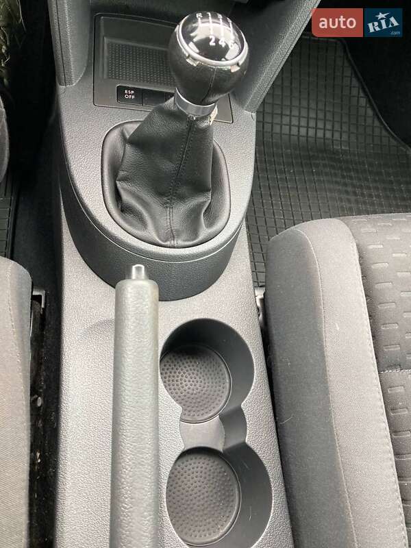 Минивэн Volkswagen Touran 2007 в Виннице