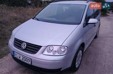 Мінівен Volkswagen Touran 2005 в Тернополі