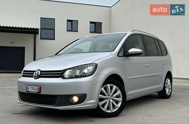 Мінівен Volkswagen Touran 2011 в Луцьку