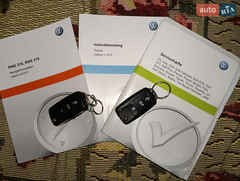 Минивэн Volkswagen Touran 2014 в Житомире