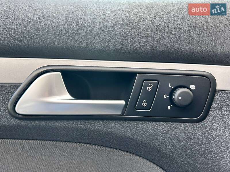 Минивэн Volkswagen Touran 2015 в Одессе фото 14 Минивэн Volkswagen Touran 2015 в Одессе