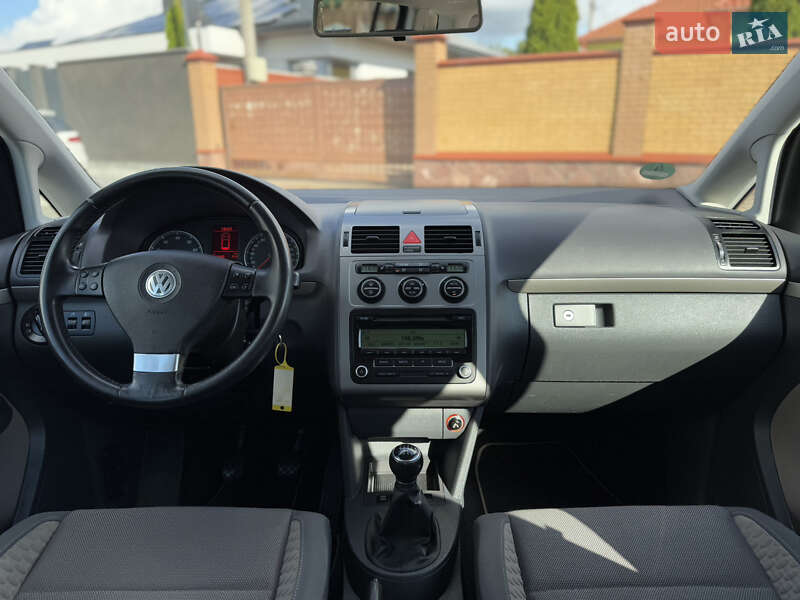 Минивэн Volkswagen Touran 2009 в Ковеле фото 42 Минивэн Volkswagen Touran 2009 в Ковеле