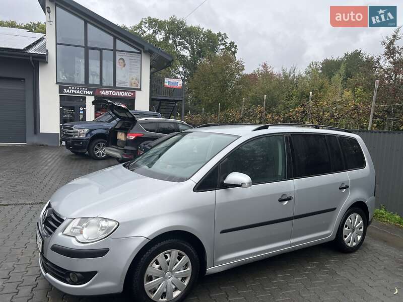 Минивэн Volkswagen Touran 2007 в Богородчанах