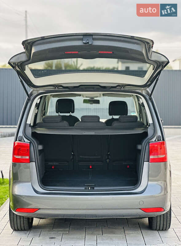 Мінівен Volkswagen Touran 2012 в Луцьку фото 28 Мінівен Volkswagen Touran 2012 в Луцьку