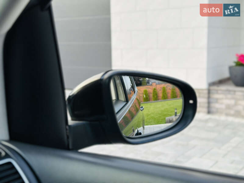 Мінівен Volkswagen Touran 2012 в Луцьку фото 49 Мінівен Volkswagen Touran 2012 в Луцьку