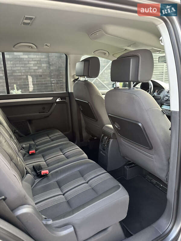 Мінівен Volkswagen Touran 2012 в Луцьку фото 59 Мінівен Volkswagen Touran 2012 в Луцьку