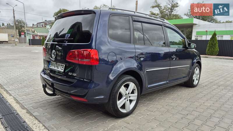 Мінівен Volkswagen Touran 2014 в Одесі