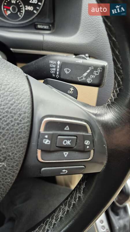 Мінівен Volkswagen Touran 2014 в Одесі