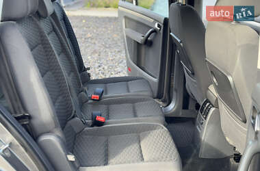 Минивэн Volkswagen Touran 2007 в 