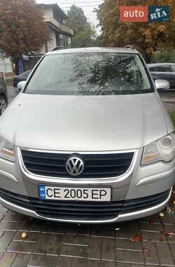Минивэн Volkswagen Touran 2008 в Черновцах