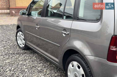 Минивэн Volkswagen Touran 2007 в 