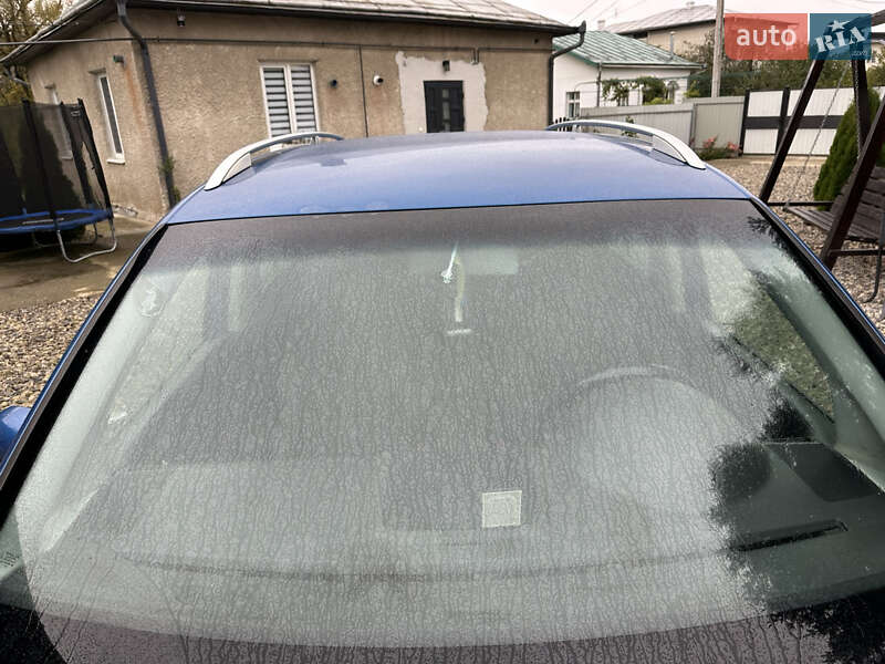 Минивэн Volkswagen Touran 2005 в Тысменице