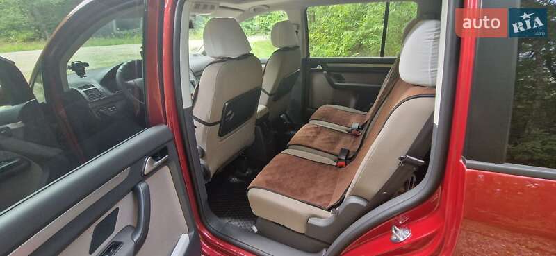 Минивэн Volkswagen Touran 2008 в Бердичеве