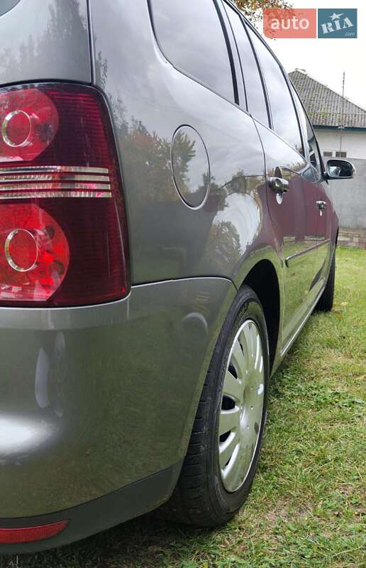 Минивэн Volkswagen Touran 2008 в Прилуках