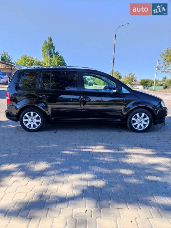 Мінівен Volkswagen Touran 2004 в Кам'янець-Подільському
