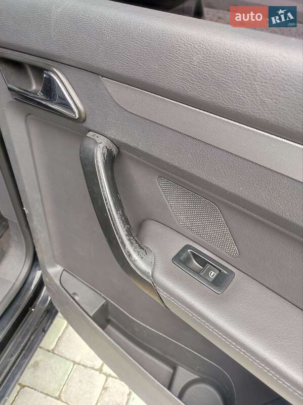 Мінівен Volkswagen Touran 2004 в Кам'янець-Подільському