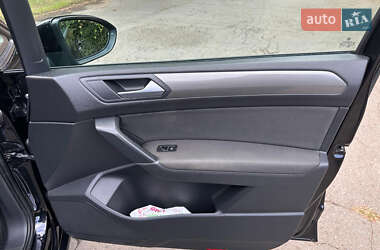Микровэн Volkswagen Touran 2018 в 
