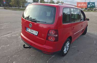 Мінівен Volkswagen Touran 2006 в 