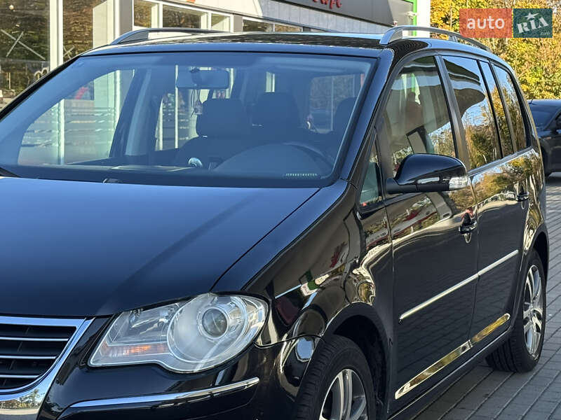 Минивэн Volkswagen Touran 2008 в Киеве фото 8 Минивэн Volkswagen Touran 2008 в Киеве