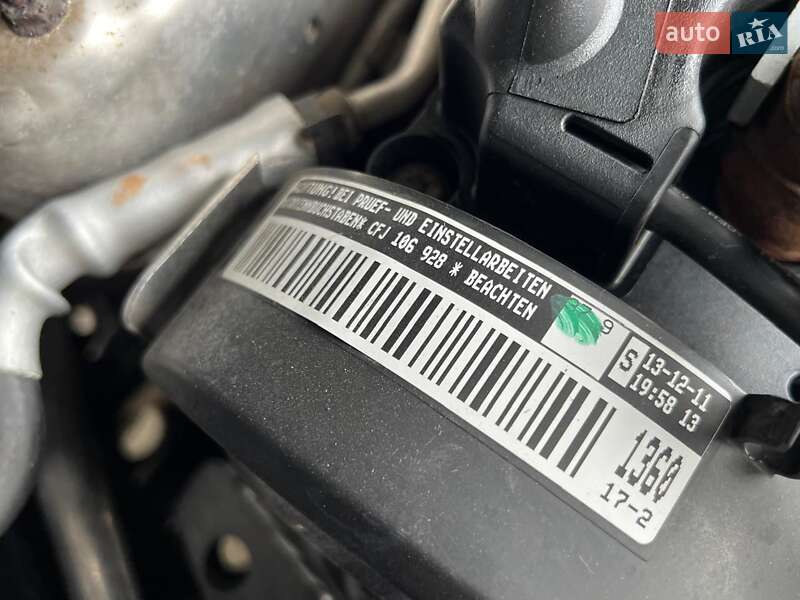 Минивэн Volkswagen Touran 2011 в Киеве