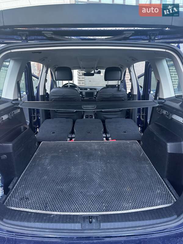 Мікровен Volkswagen Touran 2016 в Хмельницькому