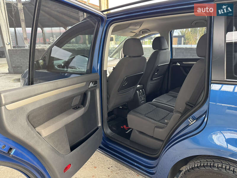 Мінівен Volkswagen Touran 2007 в Вінниці фото 30 Мінівен Volkswagen Touran 2007 в Вінниці