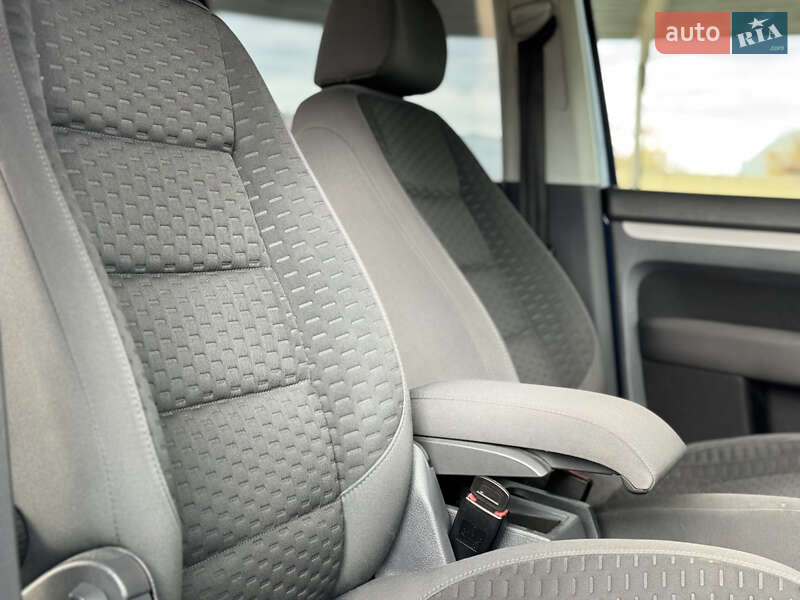 Мінівен Volkswagen Touran 2007 в Вінниці фото 45 Мінівен Volkswagen Touran 2007 в Вінниці