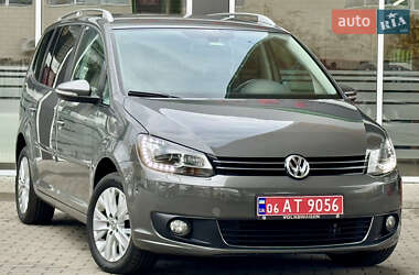 Минивэн Volkswagen Touran 2015 в Житомире