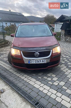 Минивэн Volkswagen Touran 2007 в Косове
