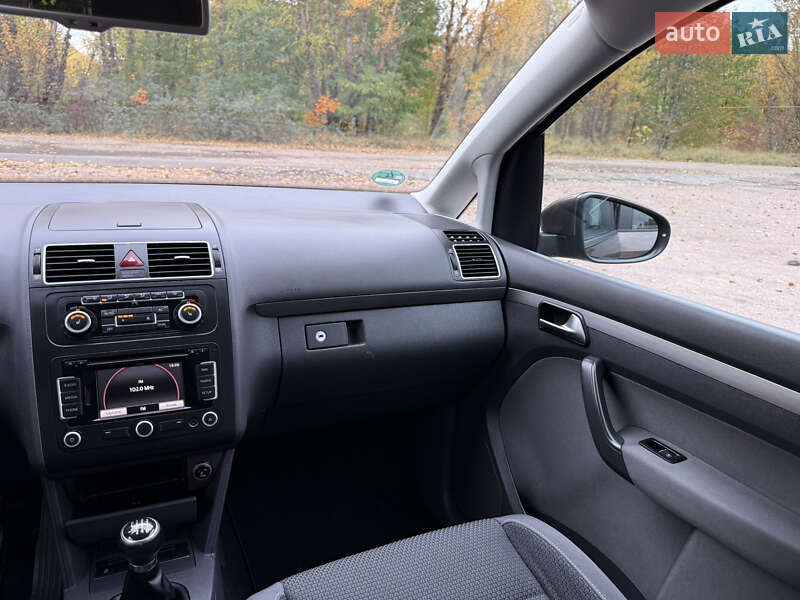 Минивэн Volkswagen Touran 2012 в Бердичеве