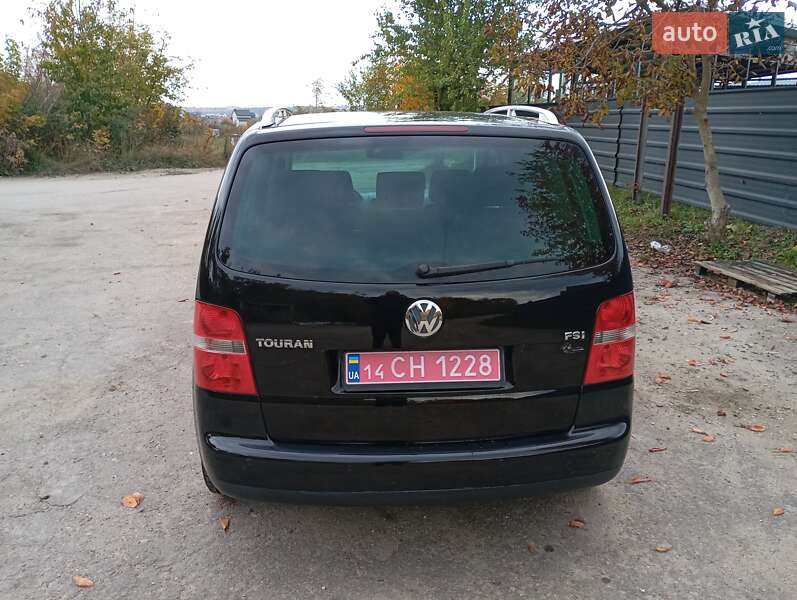 Мінівен Volkswagen Touran 2005 в Тернополі