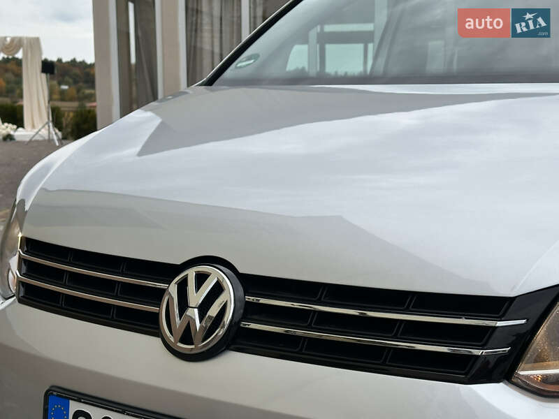 Минивэн Volkswagen Touran 2013 в Дрогобыче