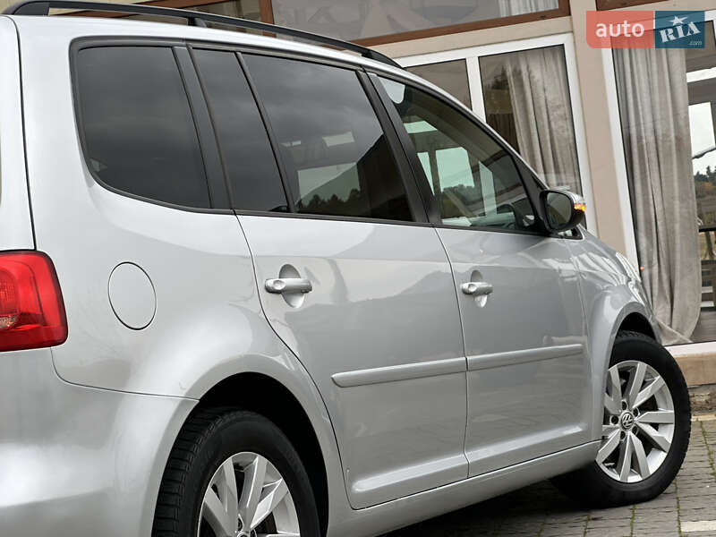 Минивэн Volkswagen Touran 2013 в Дрогобыче